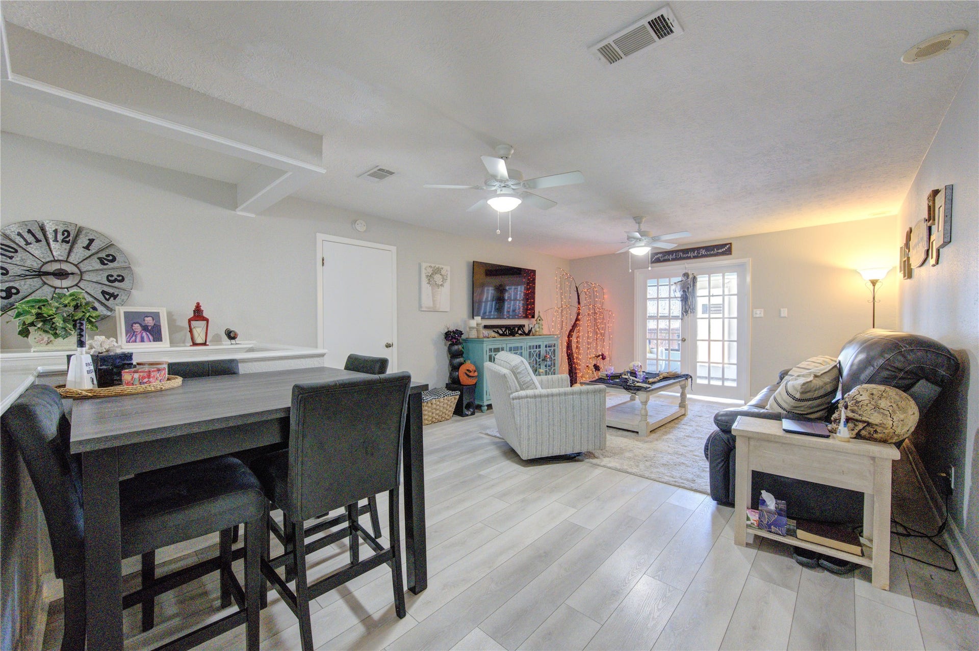 13 S Skimmer Street, La Marque, TX 77568 13 S Skimmer Street, La Marque, TX 77568