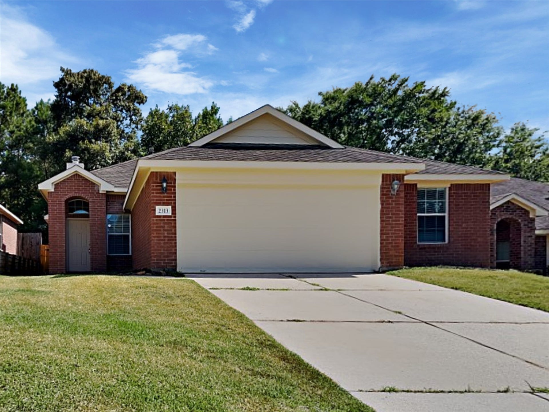 2313 Highland Crossing Drive, Conroe, TX 77304