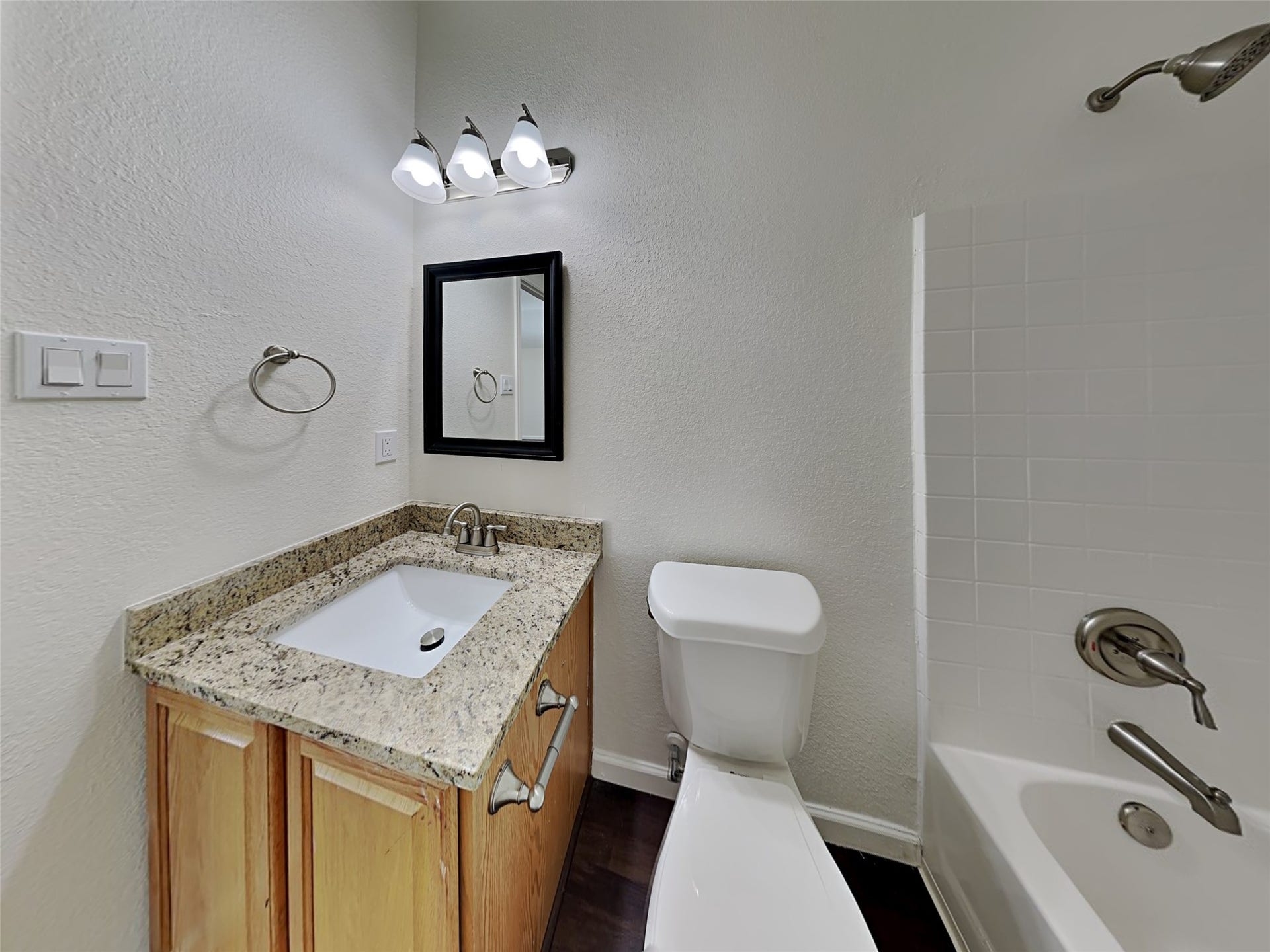 2313 Highland Crossing Drive, Conroe, TX 77304