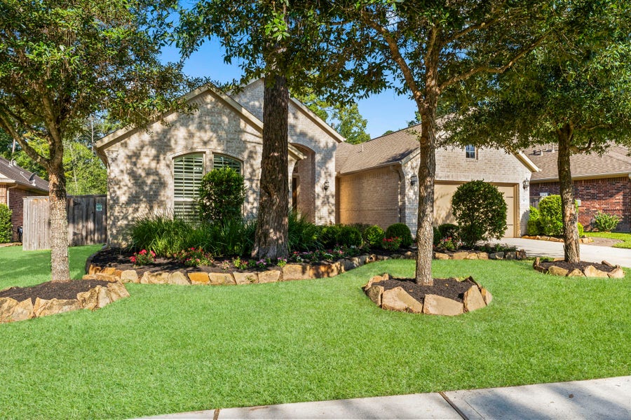 Property photo for 8 S Elderberry Trail, Montgomery, TX