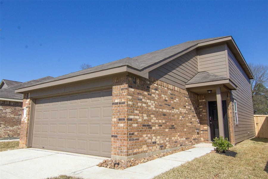 Property photo for 356 Upper Creek Drive, Willis, TX