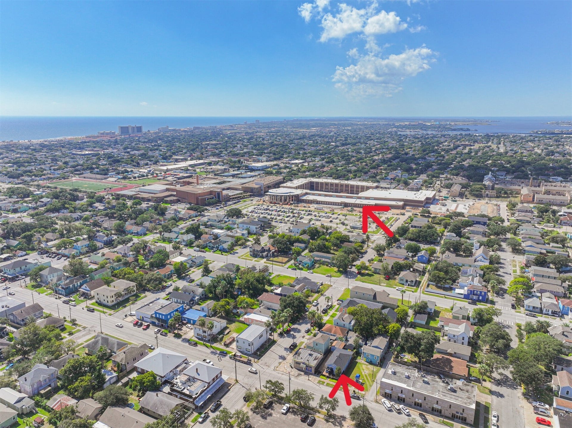 1419 39th Street, Galveston, TX 77550 So Very Close to Galveston College and the New Campus Improvements - Perfect for Professors and/or Students' Housing!