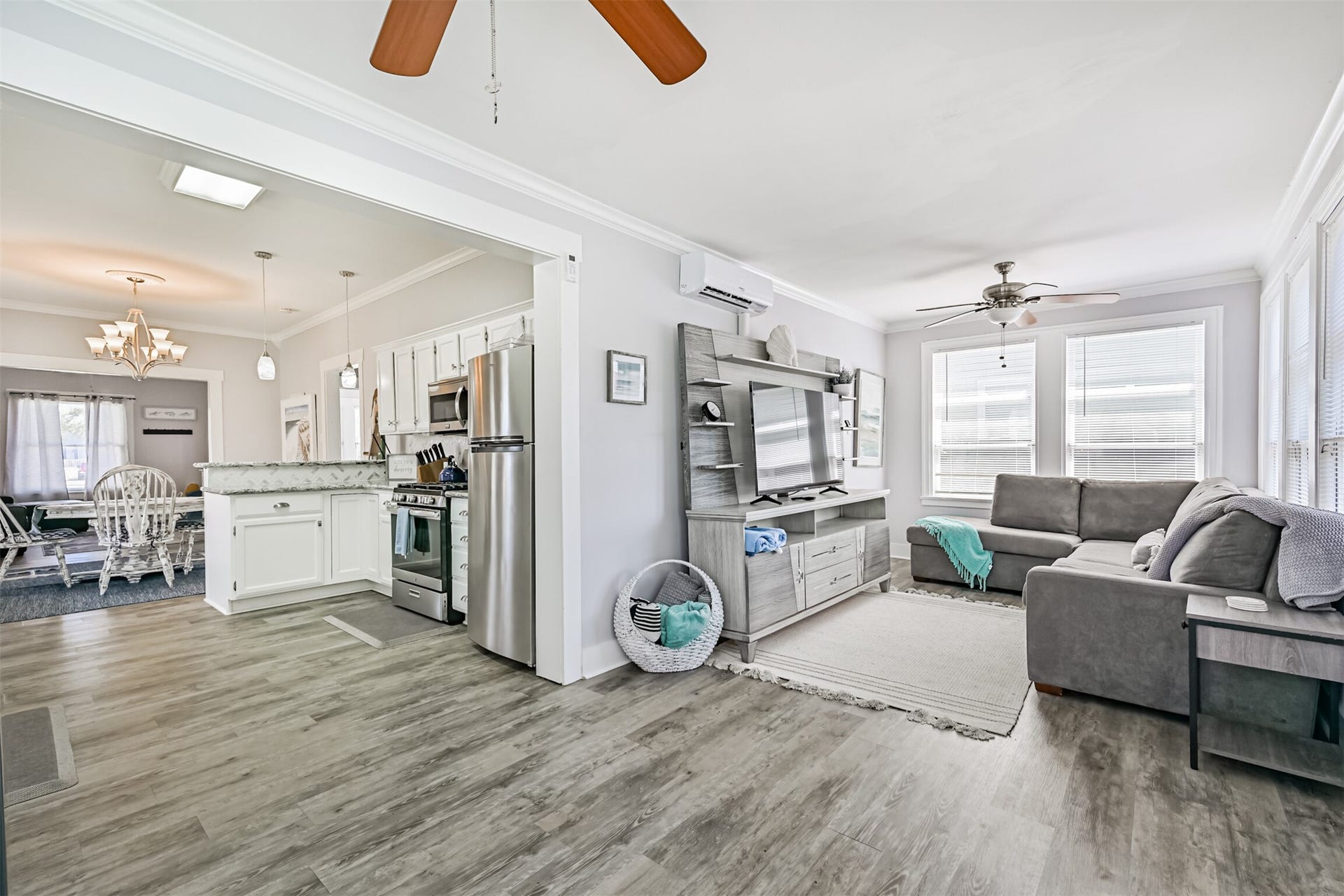 1419 39th Street, Galveston, TX 77550 There is Room to Close-In This Room, If Desired, for a Proper Third Bedroom and Still Have Space to Spare!