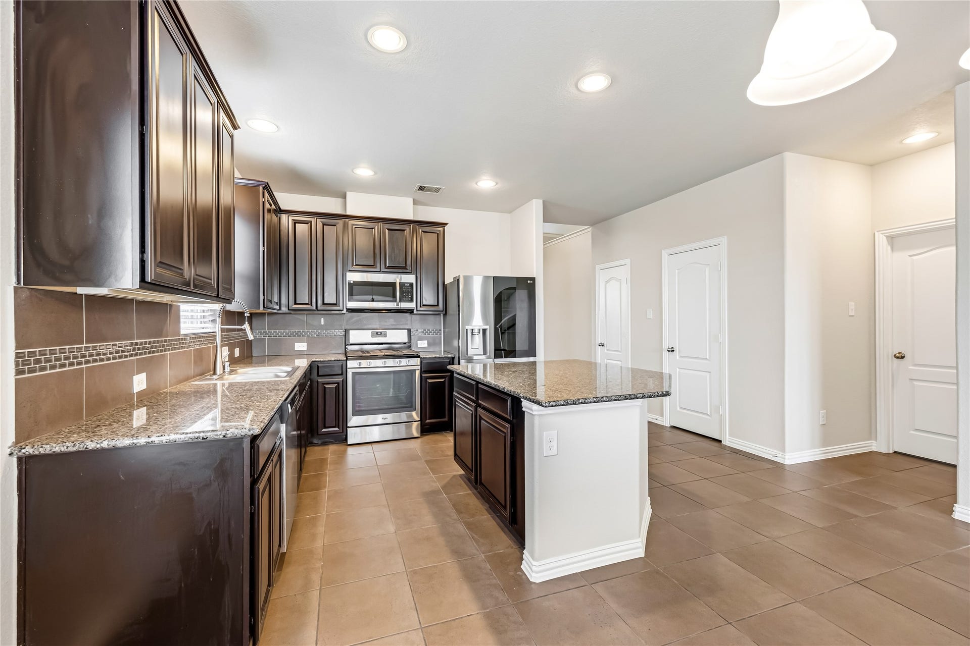20311 Aspen Manor Lane, Cypress, TX 77433