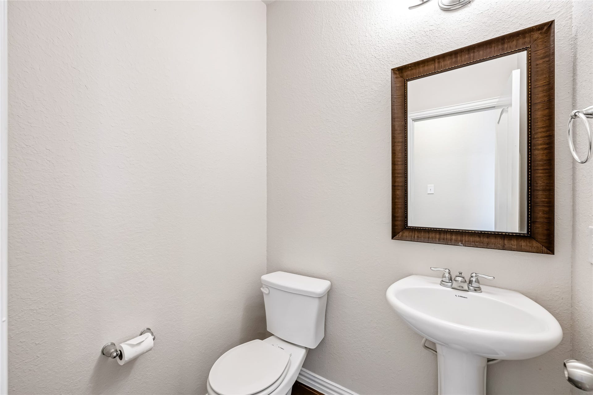 20311 Aspen Manor Lane, Cypress, TX 77433