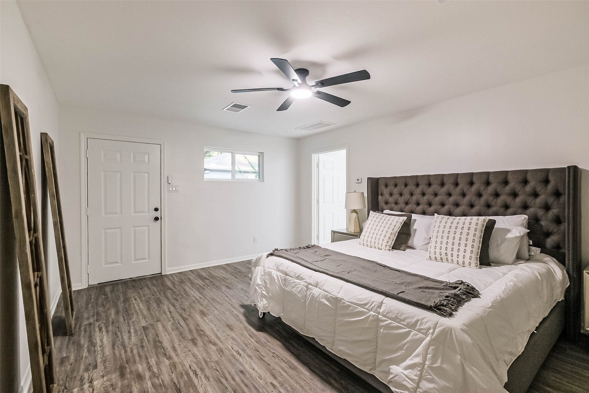 4023 Laverock Road, Spring, TX 77388 1st floor bedroom - ADA compliant. Also has a door directly out to the back yard and patio area.