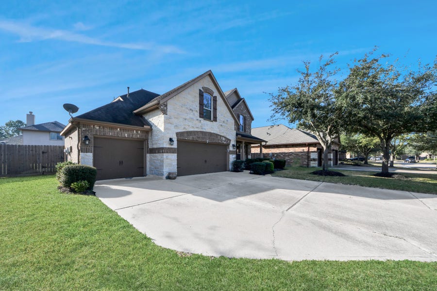 Property photo for 20707 Reston Run Lane, Cypress, TX