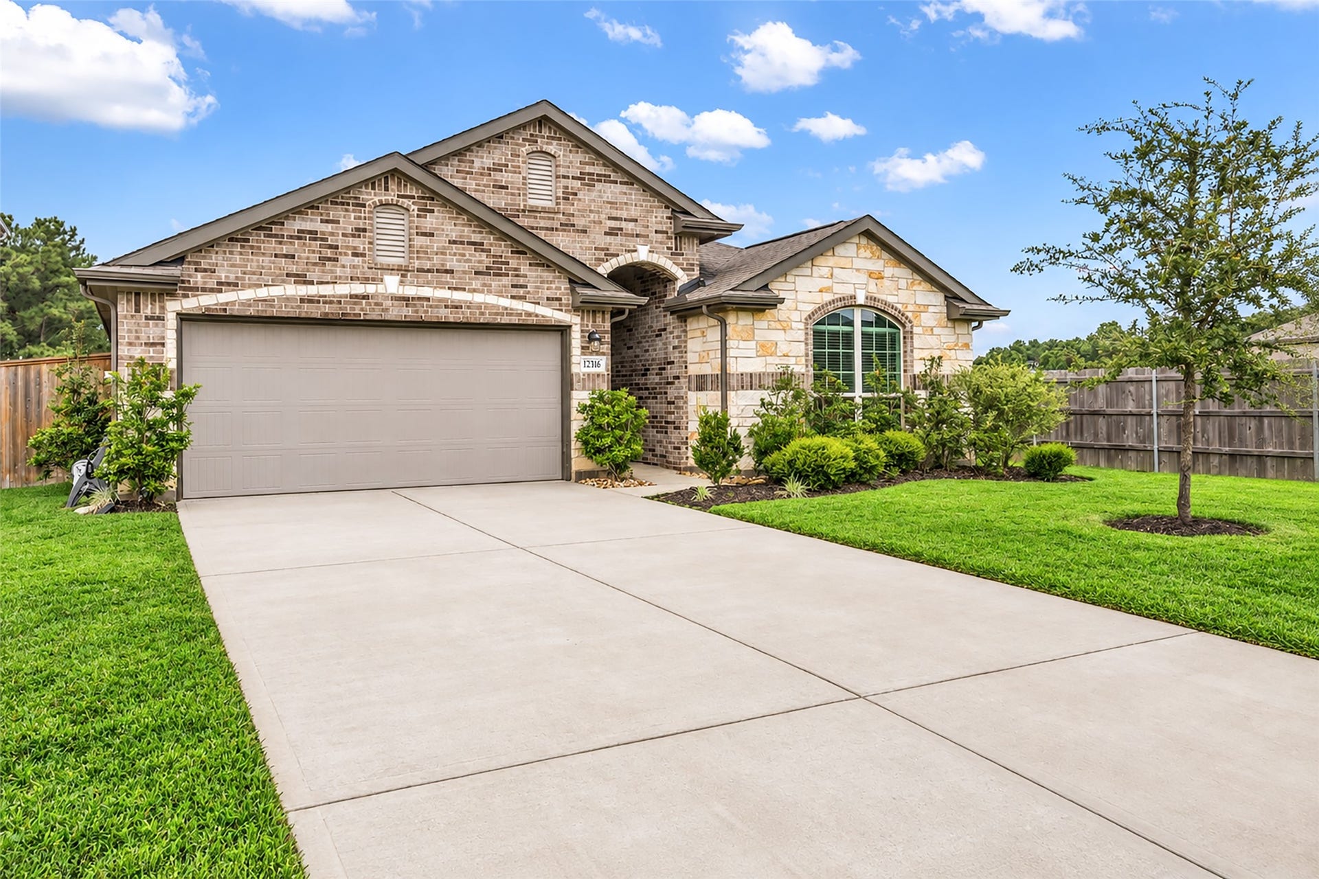 12316 Delta Timber Road, Conroe, TX 77304