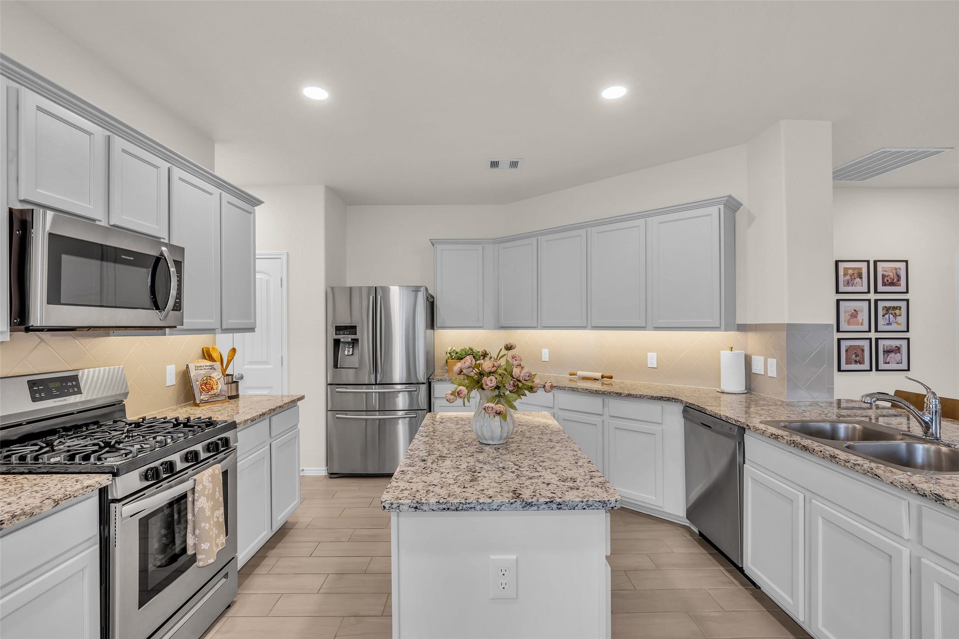12316 Delta Timber Road, Conroe, TX 77304