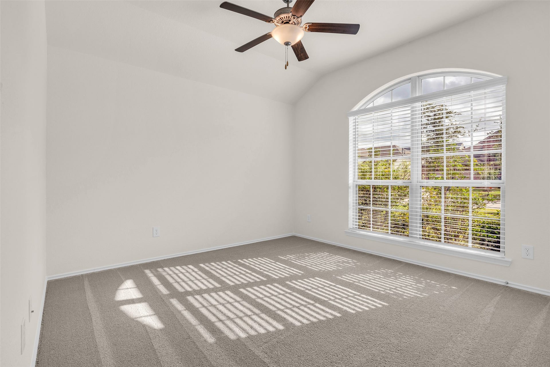 12316 Delta Timber Road, Conroe, TX 77304