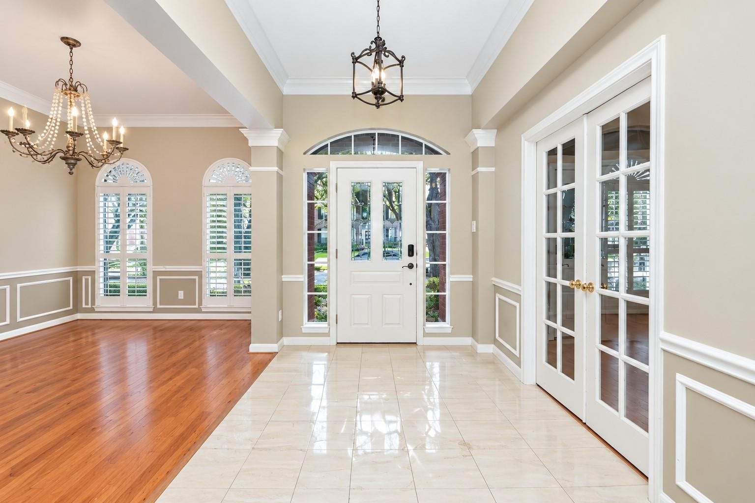 1515 Moon Shadow Court, Sugar Land, TX 77479 Beautiful Entryway