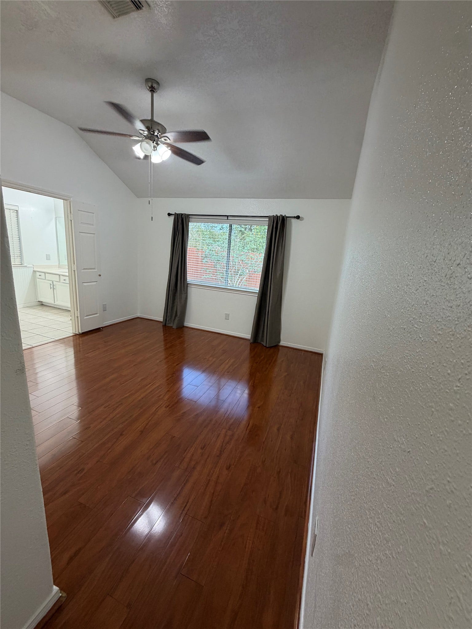1109 Courtside Drive, League City, TX 77573