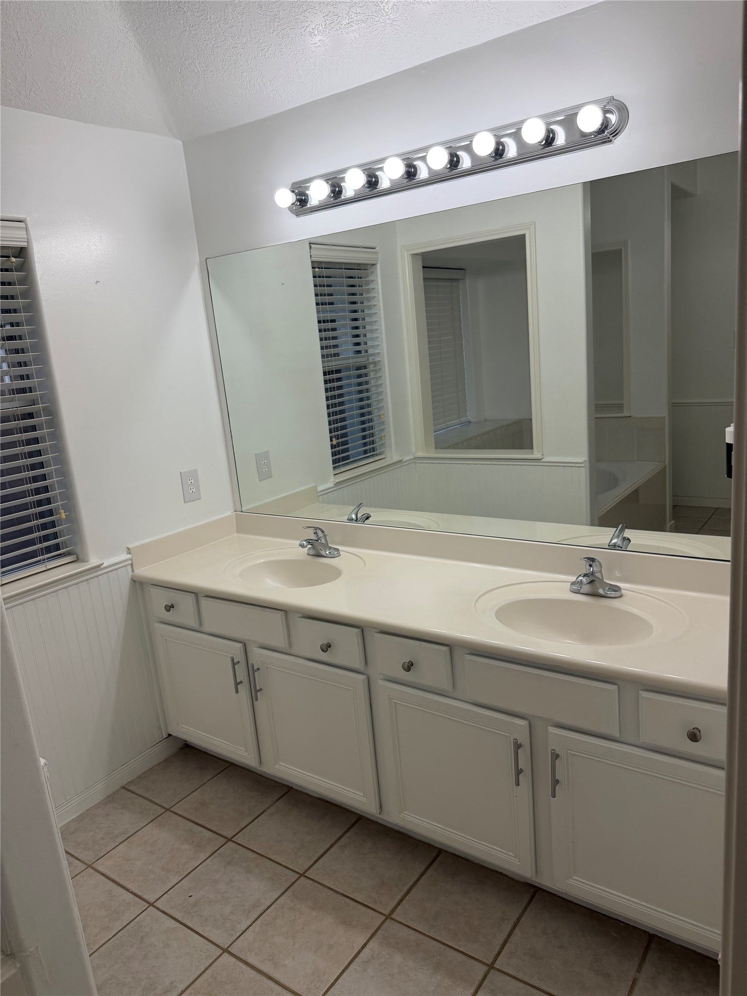 1109 Courtside Drive, League City, TX 77573
