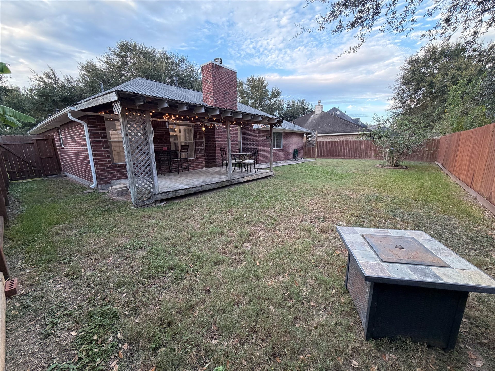 1109 Courtside Drive, League City, TX 77573
