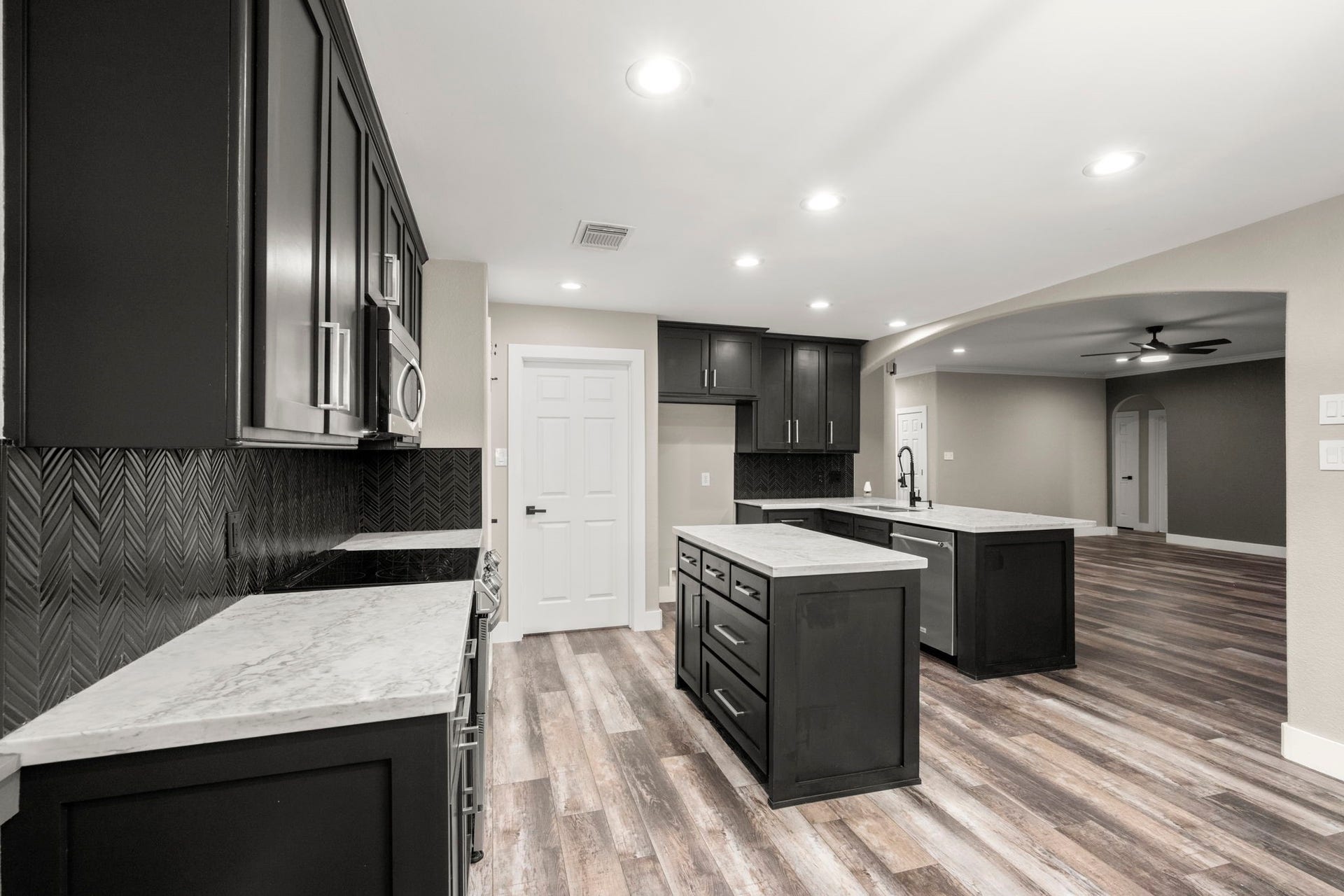 8126 Sports Haven Drive, Humble, TX 77346