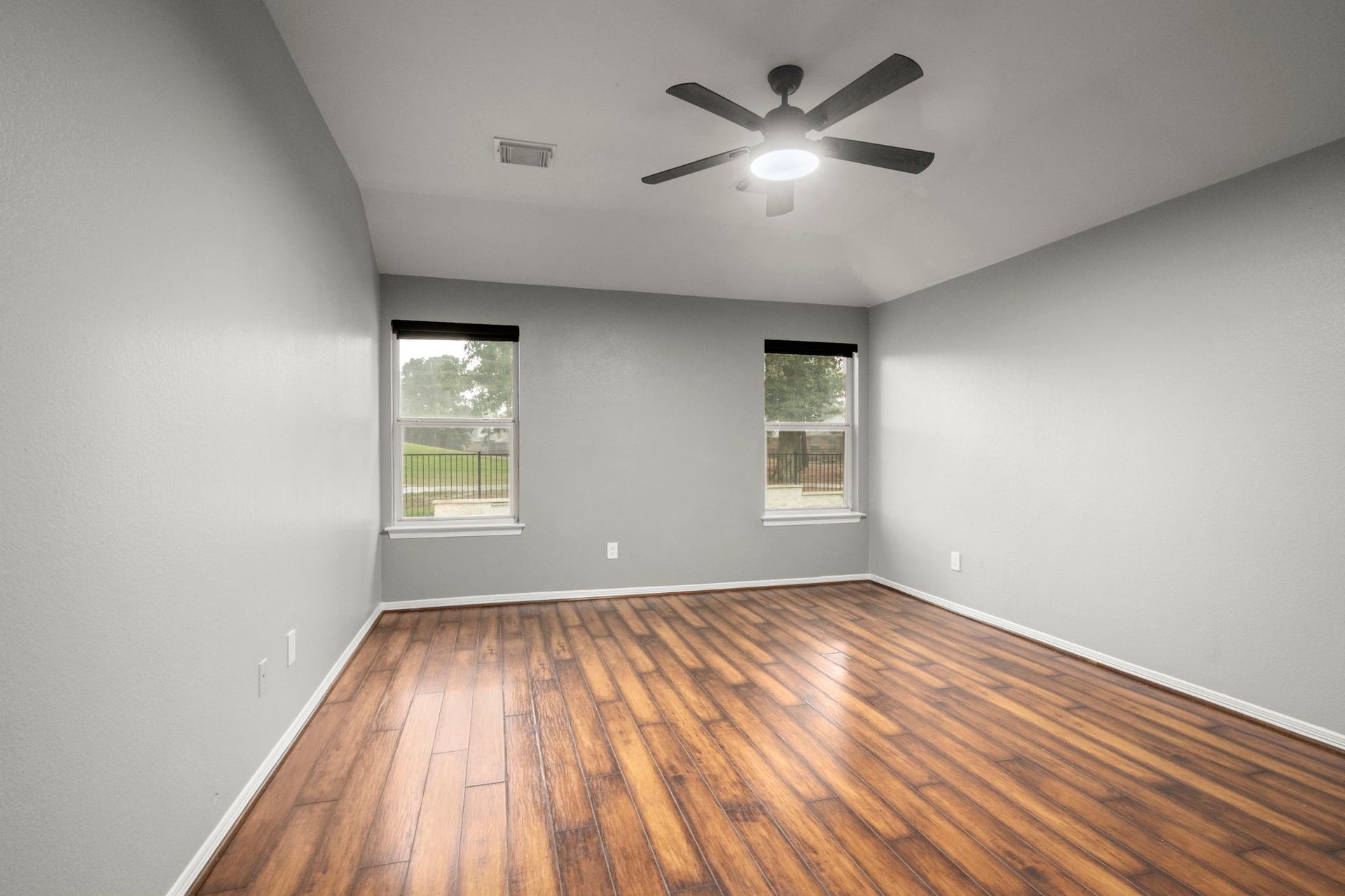 8126 Sports Haven Drive, Humble, TX 77346