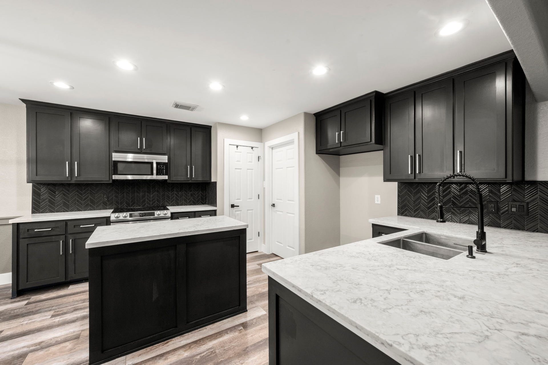 8126 Sports Haven Drive, Humble, TX 77346