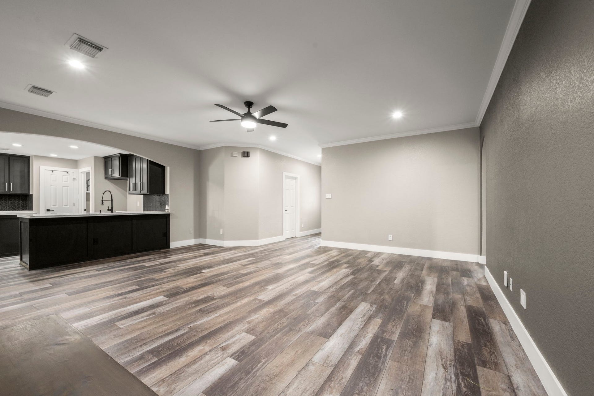 8126 Sports Haven Drive, Humble, TX 77346