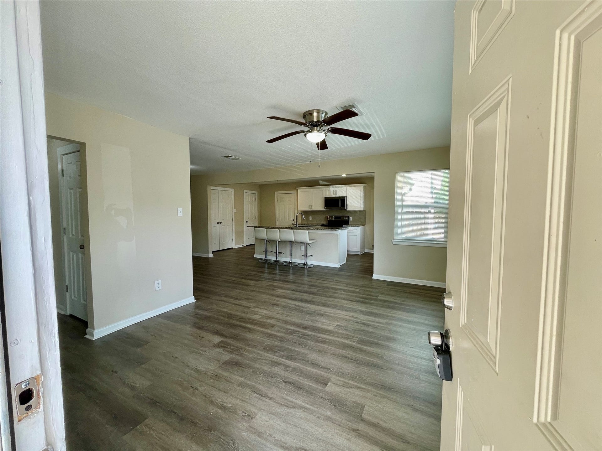 6810 Foster Street, Houston, TX 77021 6810 Foster Street, Houston, TX 77021