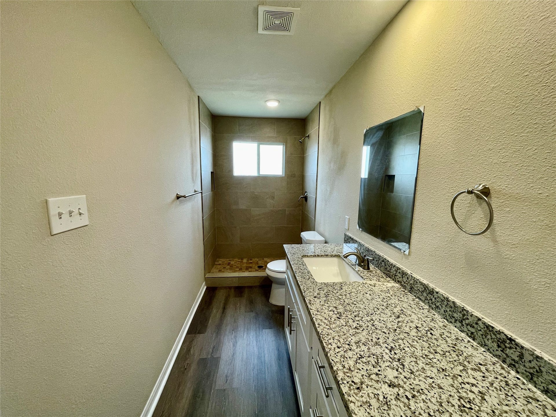 6810 Foster Street, Houston, TX 77021 6810 Foster Street, Houston, TX 77021