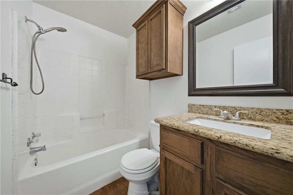 1205-1235 Oney Hervey Drive, College Station, TX 77840 1205-1235 Oney Hervey Drive, College Station, TX 77840