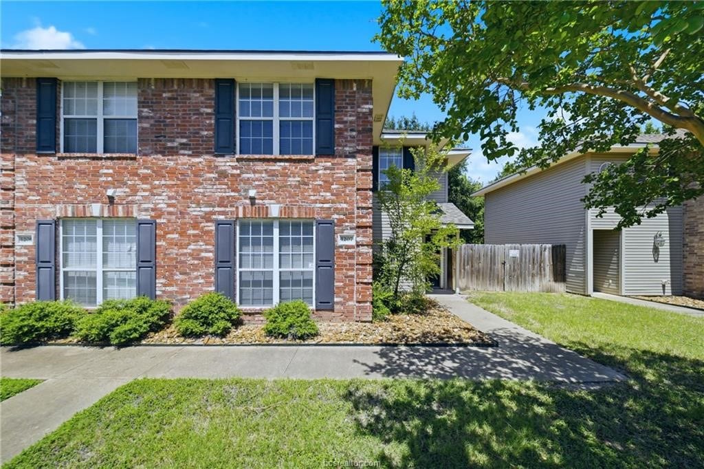 1205-1235 Oney Hervey Drive, College Station, TX 77840 1205-1235 Oney Hervey Drive, College Station, TX 77840