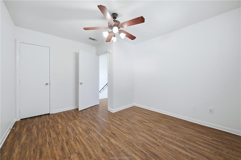 1205-1235 Oney Hervey Drive, College Station, TX 77840 1205-1235 Oney Hervey Drive, College Station, TX 77840