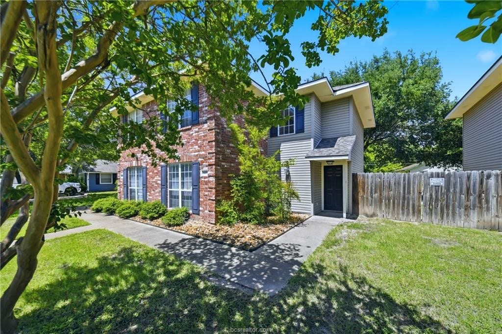 1205-1235 Oney Hervey Drive, College Station, TX 77840 1205-1235 Oney Hervey Drive, College Station, TX 77840
