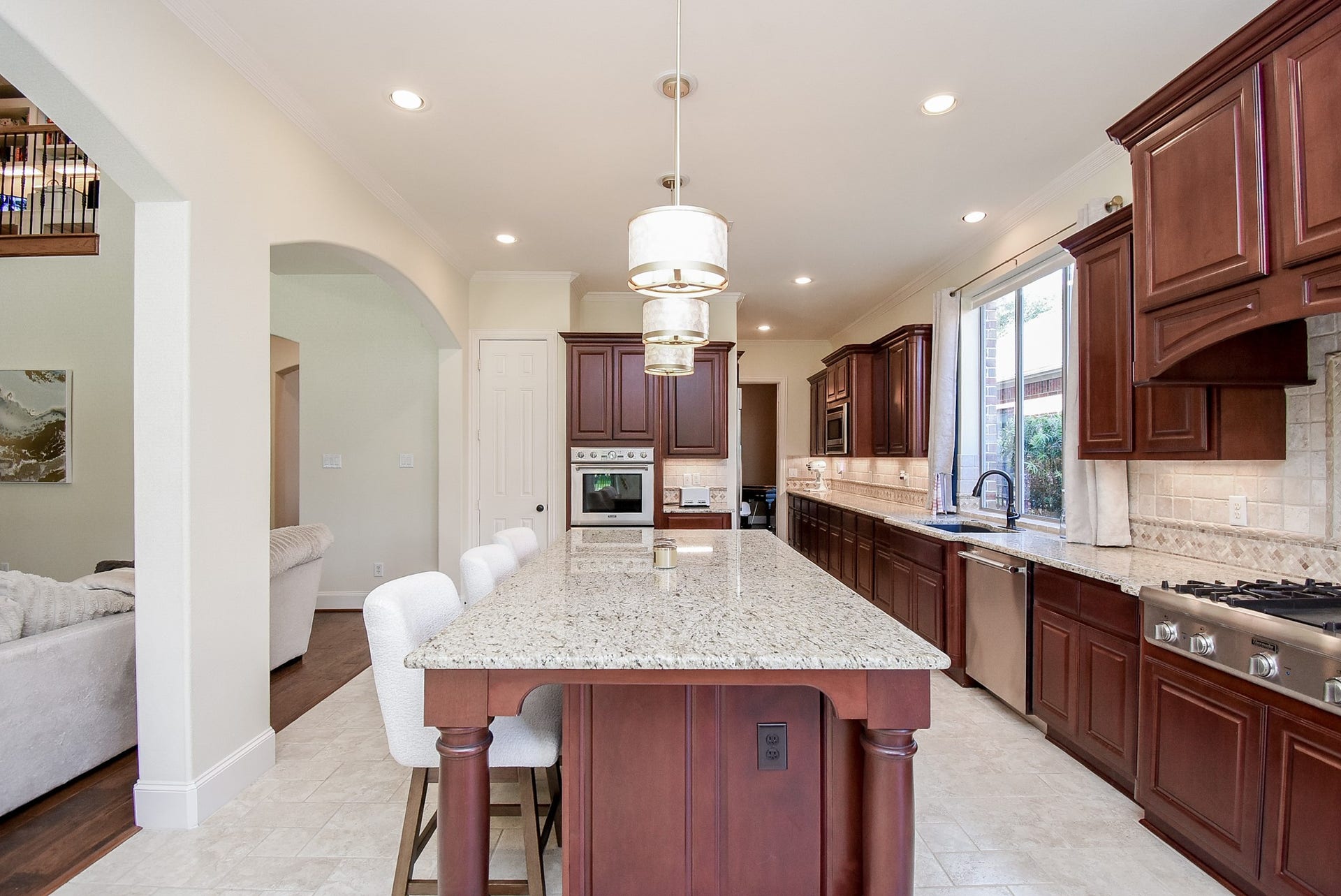 Gas cooktop, double ovens, built in microwave and plentyof counter space for food prep and serving.