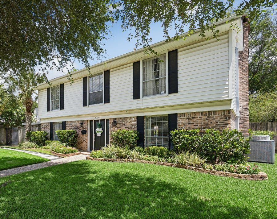 Property photo for 10730 Cedar Creek Drive, Houston, TX