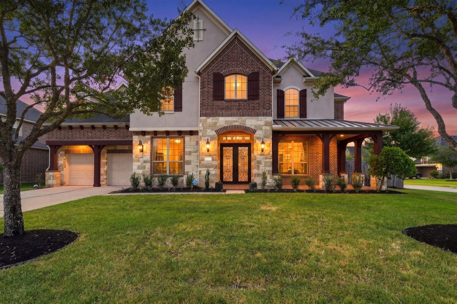 Property photo for 1627 Kaleta Pass Lane, League City, TX