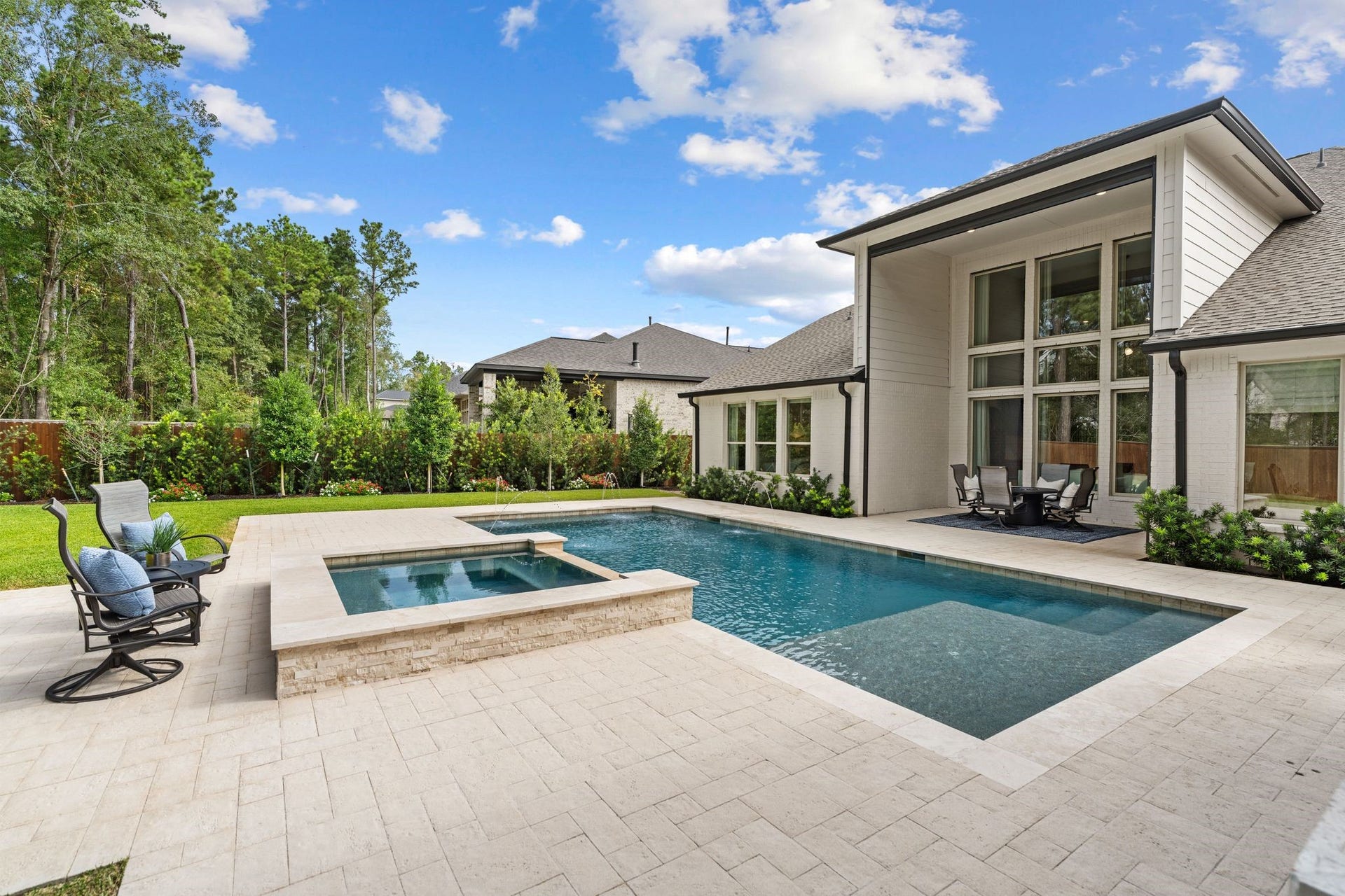 145 Sweeping Valley Drive, Montgomery, TX 77316