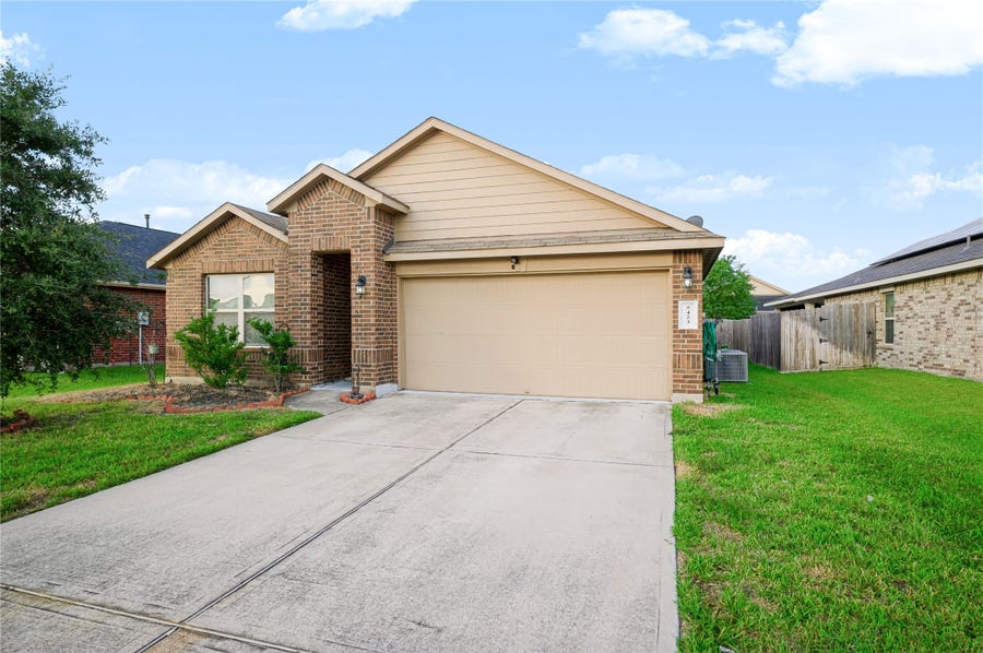 Property photo for 5423 Carlisle Grove Trace, Katy, TX