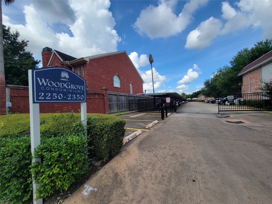 Property photo for 2250 Bering Drive, #39, Houston, TX