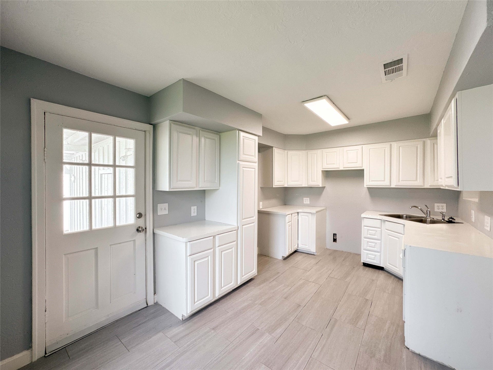 18021 Dace Lane, Alvin, TX 77511 18021 Dace Lane, Alvin, TX 77511
