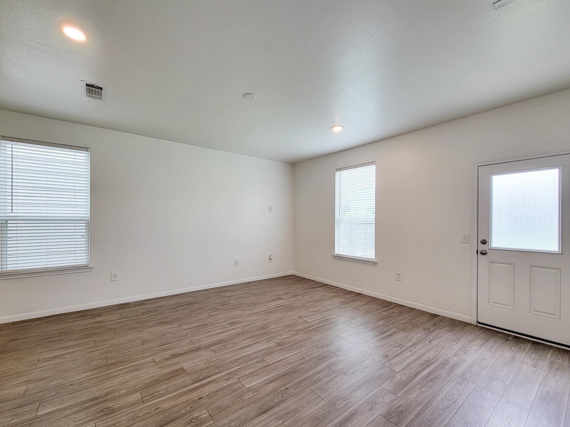 16230 Dutton Clover Drive, Houston, TX 77084 16230 Dutton Clover Drive, Houston, TX 77084