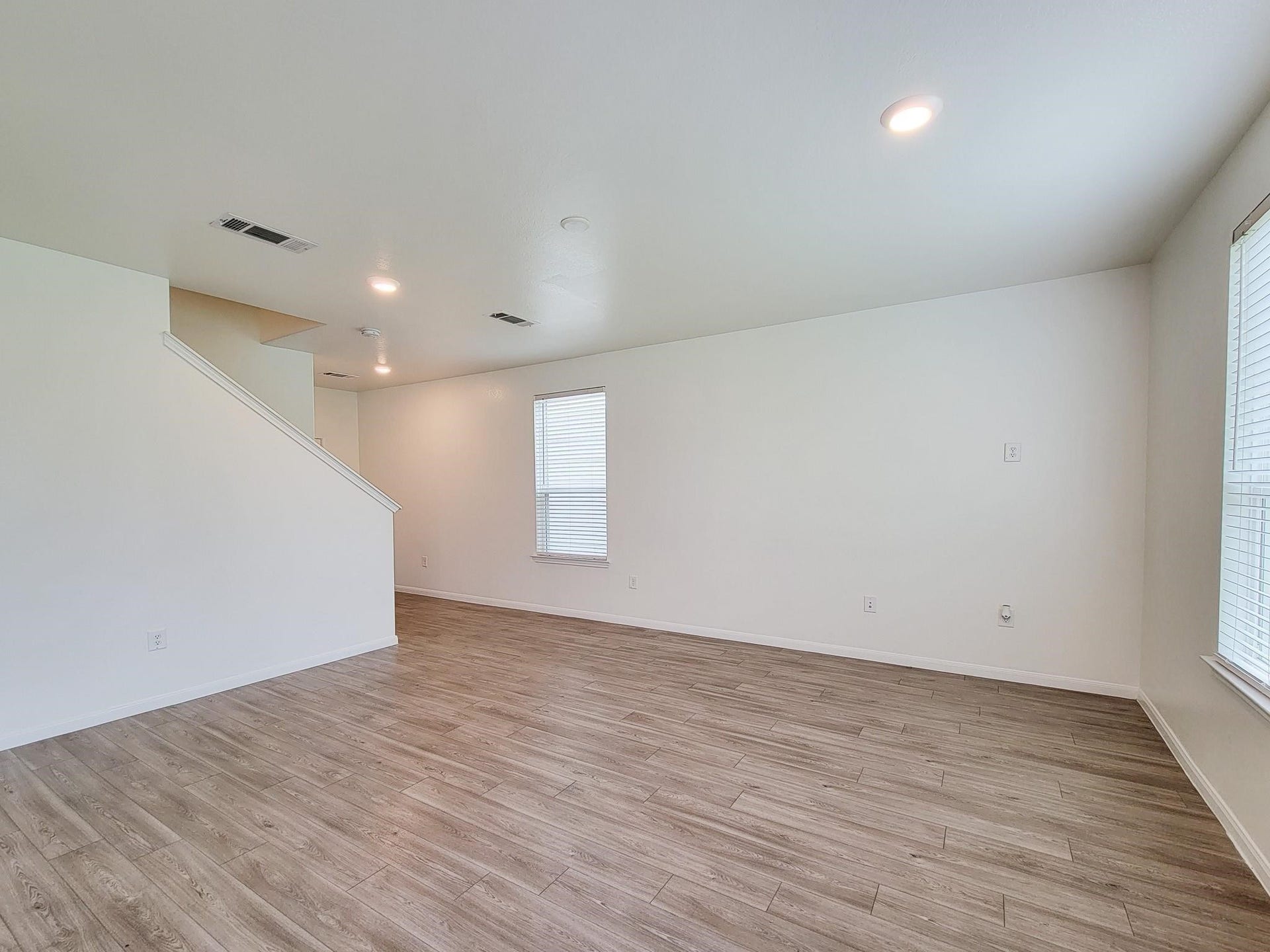 16230 Dutton Clover Drive, Houston, TX 77084 16230 Dutton Clover Drive, Houston, TX 77084