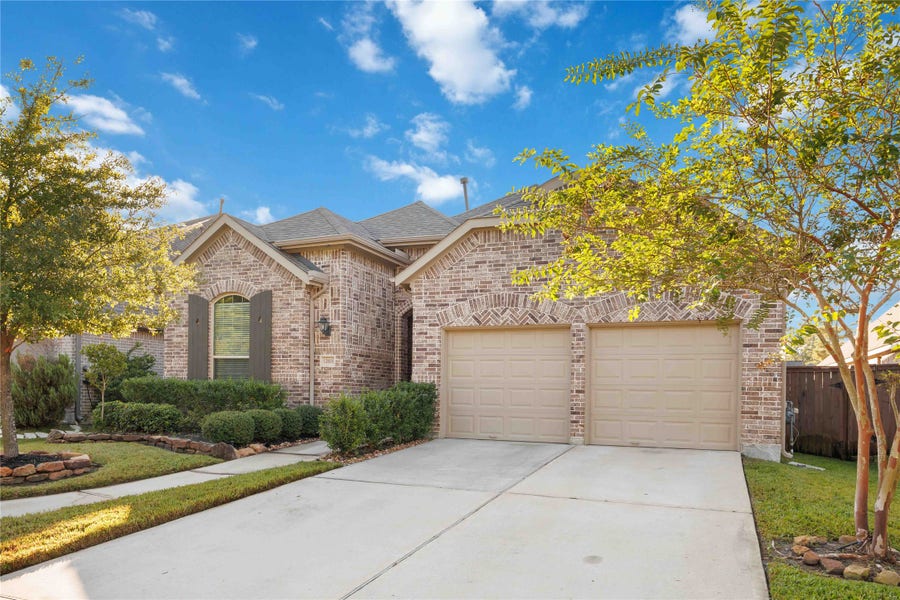 Property photo for 12610 Woodbourne Forest Drive, Humble, TX