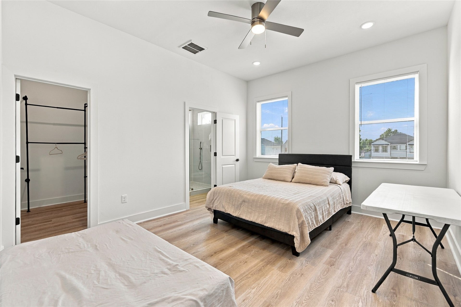 7948 Betty Boop Street, #B, Houston, TX 77028 7948 Betty Boop Street, #B, Houston, TX 77028
