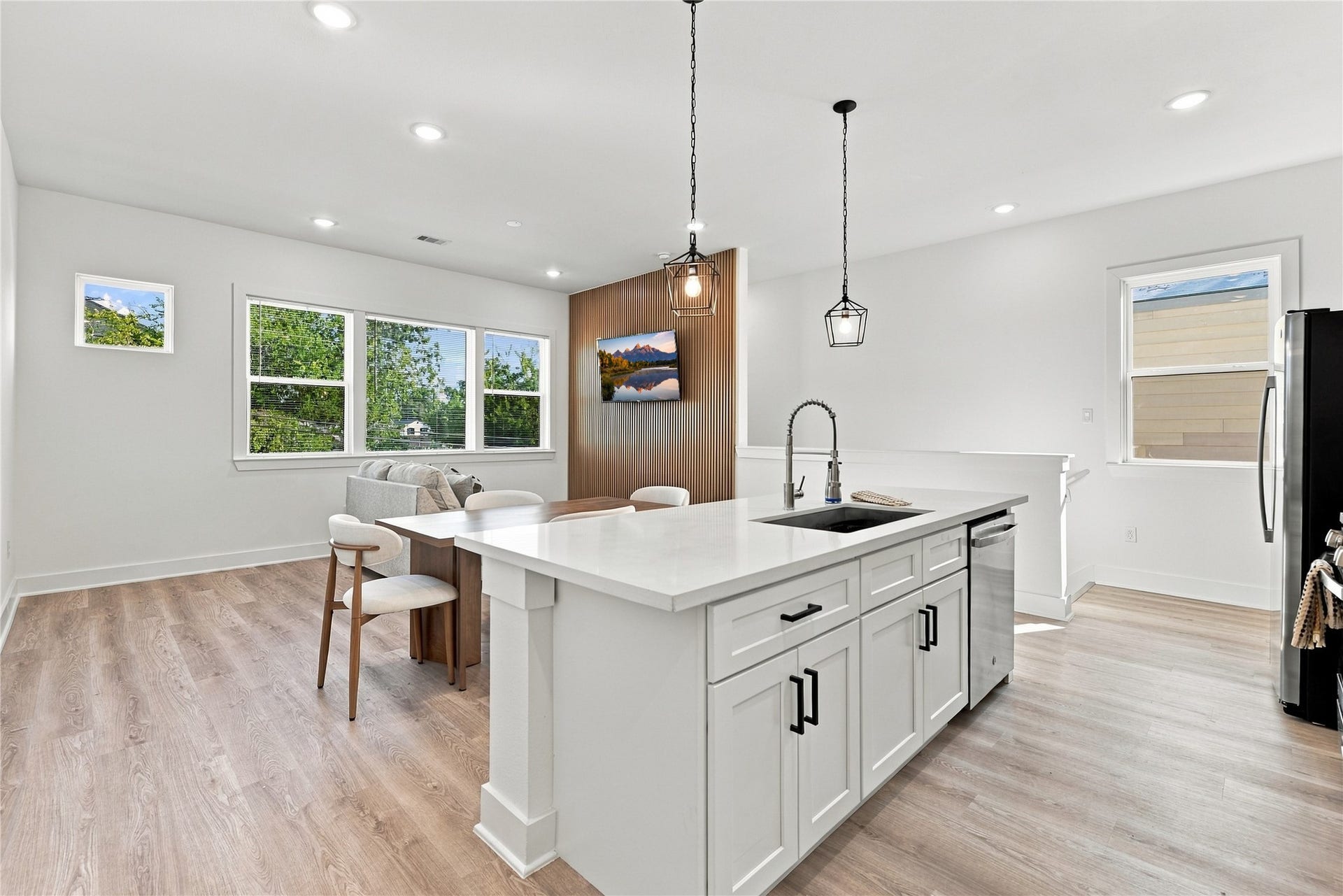 7948 Betty Boop Street, #B, Houston, TX 77028 7948 Betty Boop Street, #B, Houston, TX 77028