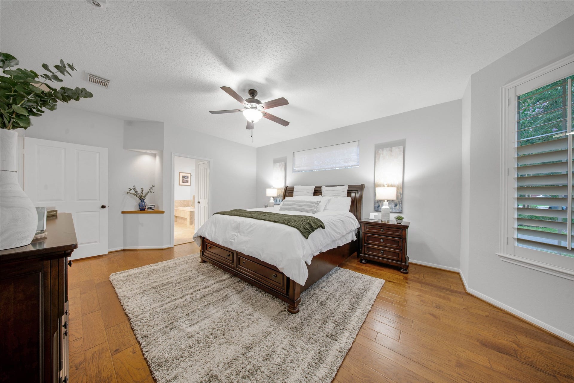 79 N Cochrans Green Circle, The Woodlands, TX 77381 79 N Cochrans Green Circle, The Woodlands, TX 77381