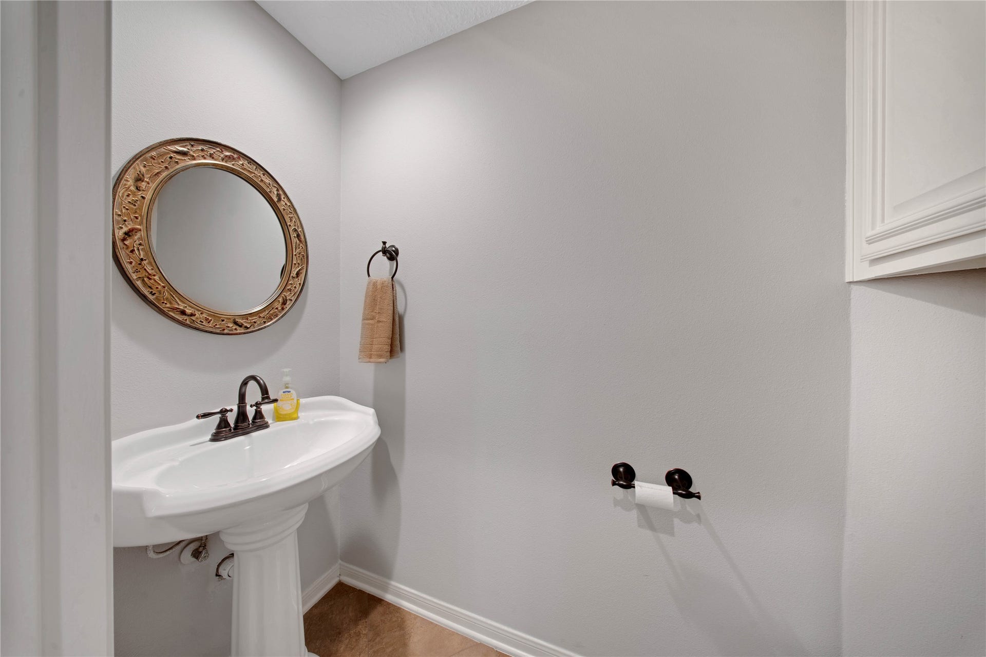 79 N Cochrans Green Circle, The Woodlands, TX 77381 79 N Cochrans Green Circle, The Woodlands, TX 77381