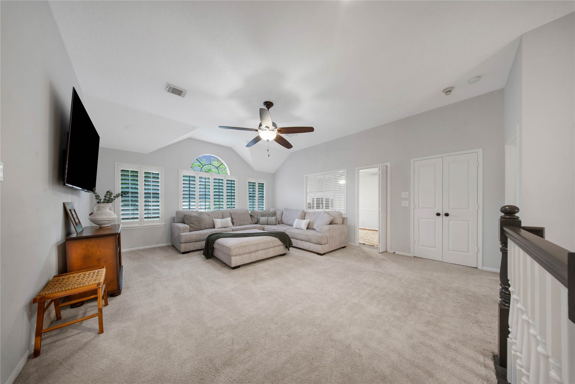 79 N Cochrans Green Circle, The Woodlands, TX 77381 79 N Cochrans Green Circle, The Woodlands, TX 77381