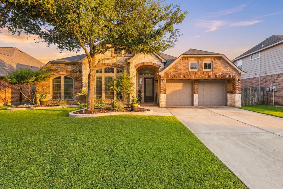 Property photo for 2651 Imperial Grove Lane, Conroe, TX