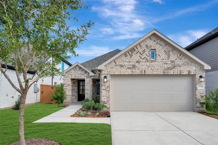 Property photo for 21686 Wave Hollow Drive, Cypress, TX