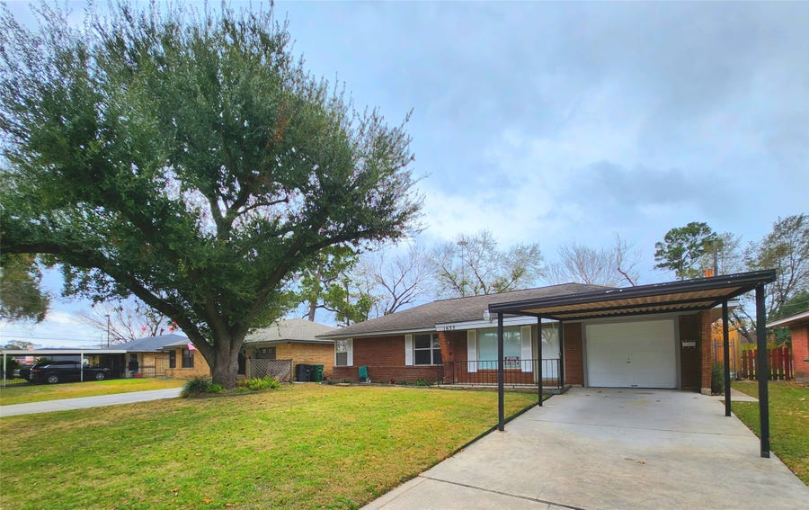 Property photo for 1635 Wilde Rock Way, Houston, TX