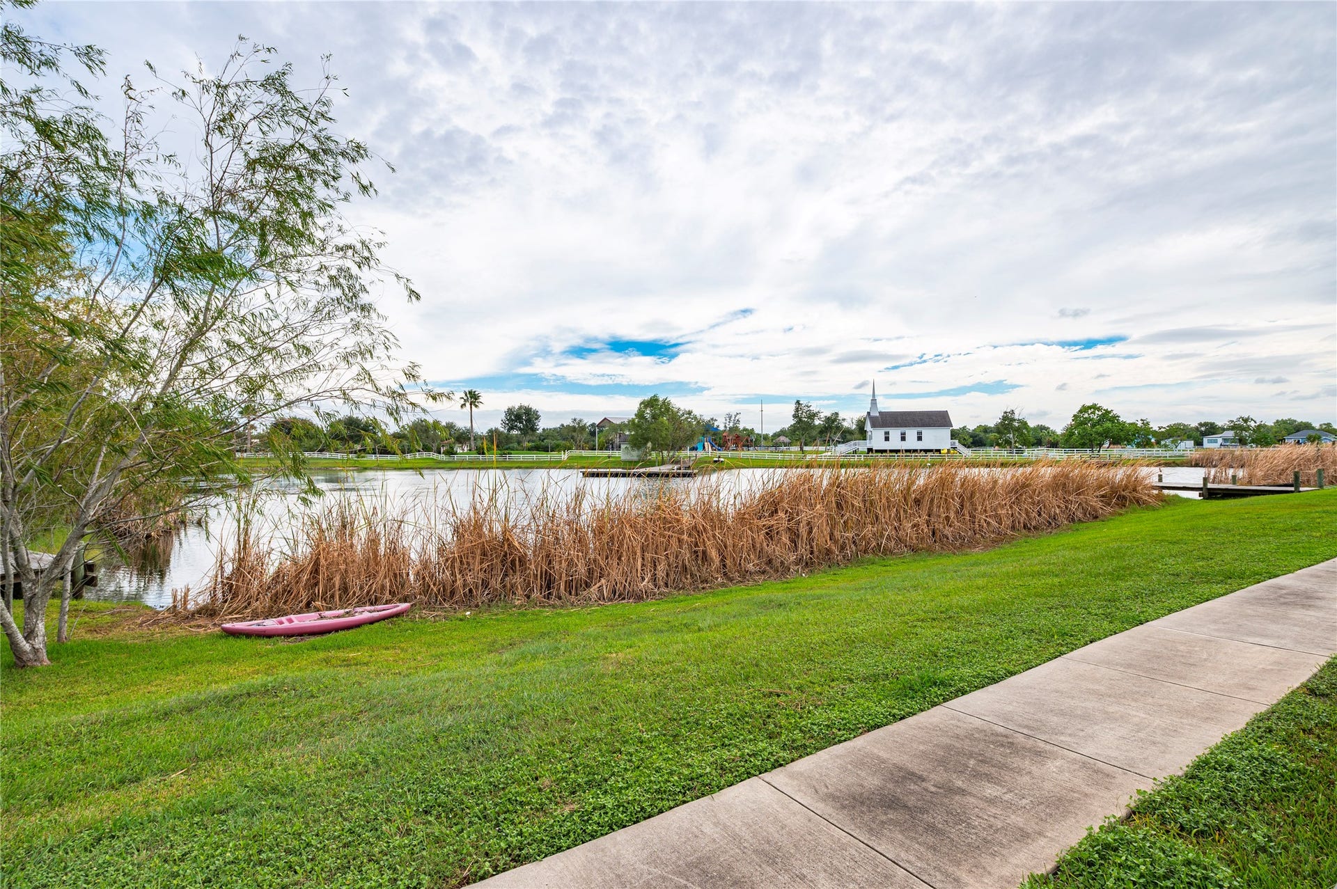 615 29th Street, San Leon, TX 77539 615 29th Street, San Leon, TX 77539