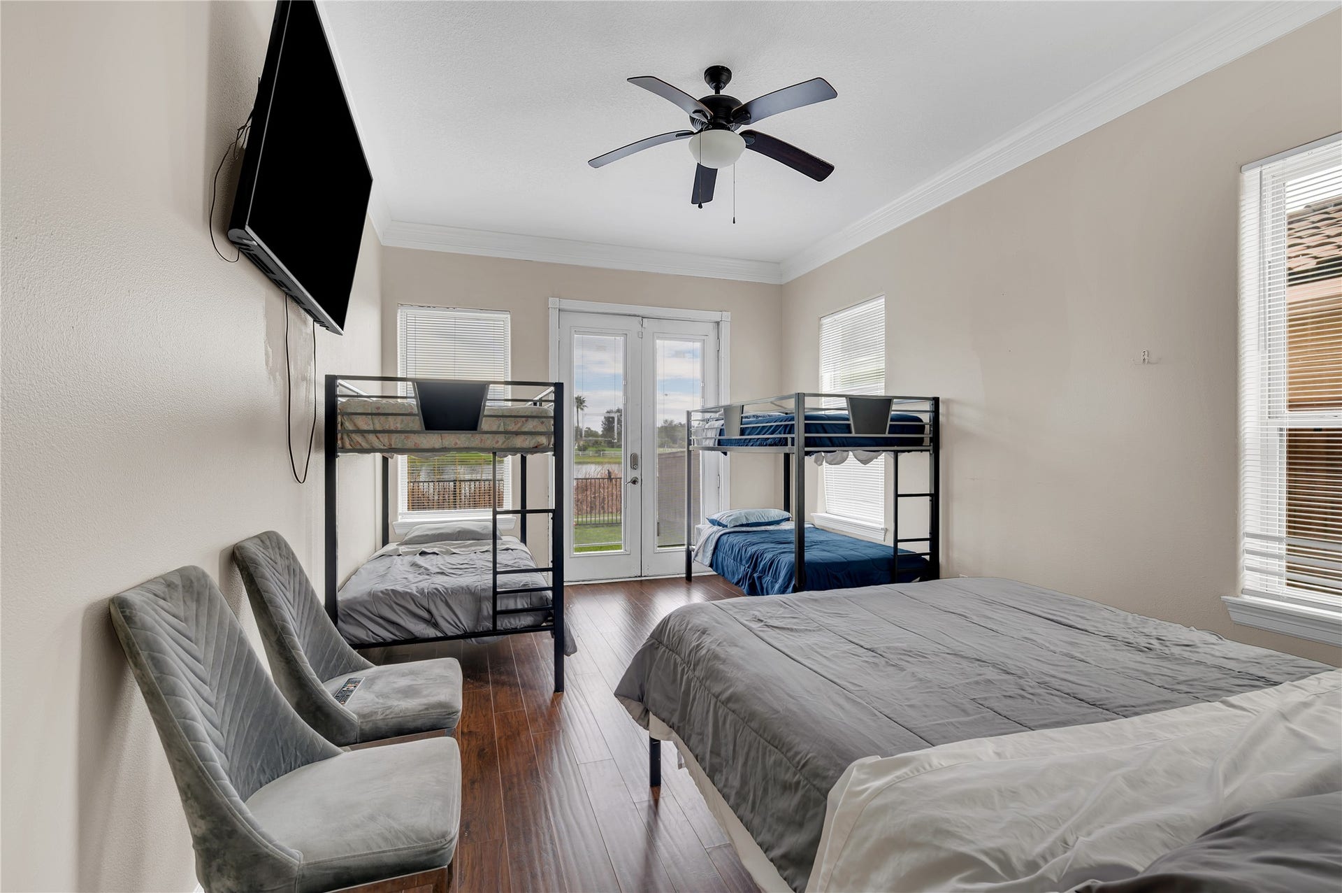 615 29th Street, San Leon, TX 77539 615 29th Street, San Leon, TX 77539