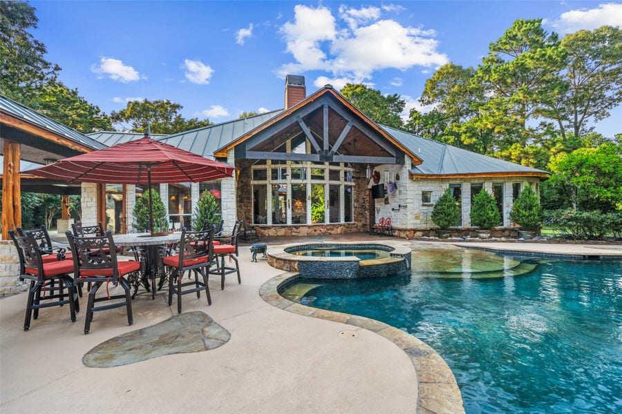 Property photo for 15629 Knotty Oaks Trail, Magnolia, TX