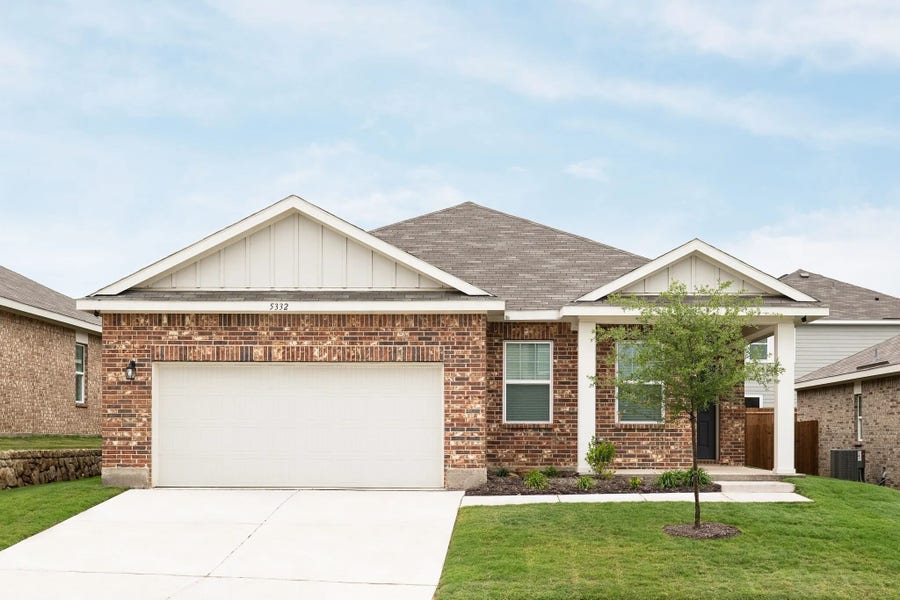 Property photo for 3219 Diamond View Lane, Angleton, TX